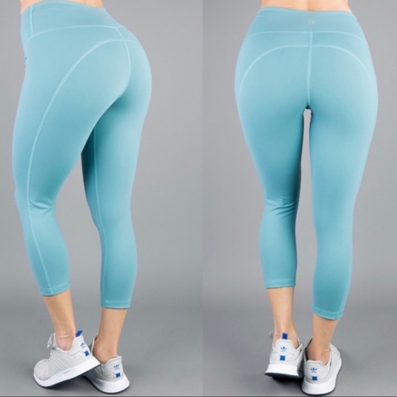 OG Buffbunny Camila Cropped Leggings - Picture 1 of 5